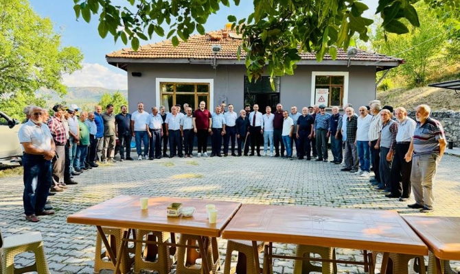 AK Parti Çankırı Teşkilatı Bayramören’de Vatandaşların Taleplerini Dinledi