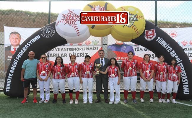 Çankırı’da Şampiyonluk Kupası İznik’e Gitti