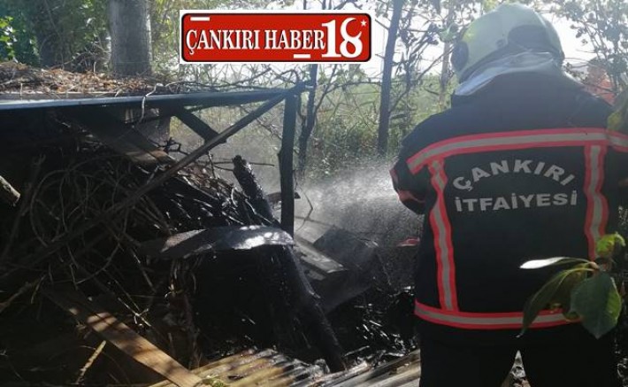 Çankırı Hayvan Barınağı Yakınında Yangın Söndürüldü