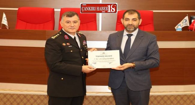 Çankırı İl Jandarma Komutanı Güvenlik Yönetimi konulu konferans verdi - Çankırı haber