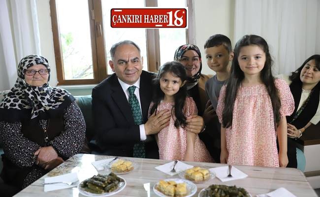 Çankırı Valisi Hüseyin Çakırtaş’tan Şehit Ailesine Anlamlı Bayram Ziyareti Çankırı haber