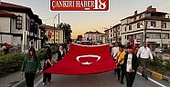 Çankırı Çerkeş İlçemizde Esnaflara Türk Bayrağı Hediye Edildi