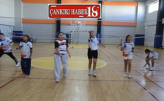 GSB Yaz Spor Okulları kapsamında Şabanözü'nde Eğitimler Devam Ediyor Çankırı haber