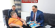 Kitap Fuarına Katılamayan Öğrencilere Vali Çakırtaş’tan Sürpriz Ziyaret